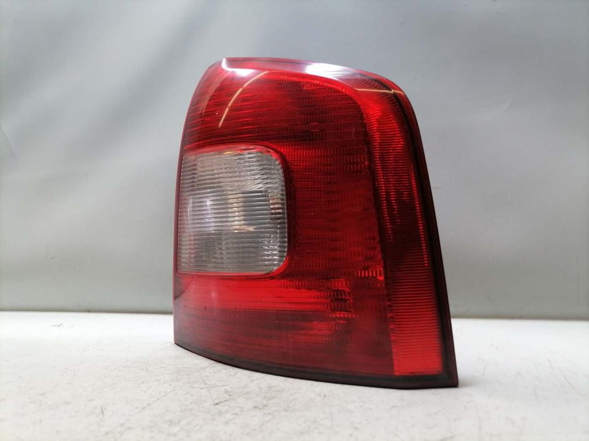 Skoda Octavia 2 1Z original R&uuml;cklicht R&uuml;ckleuchte rechts Kombi Facelift BJ12